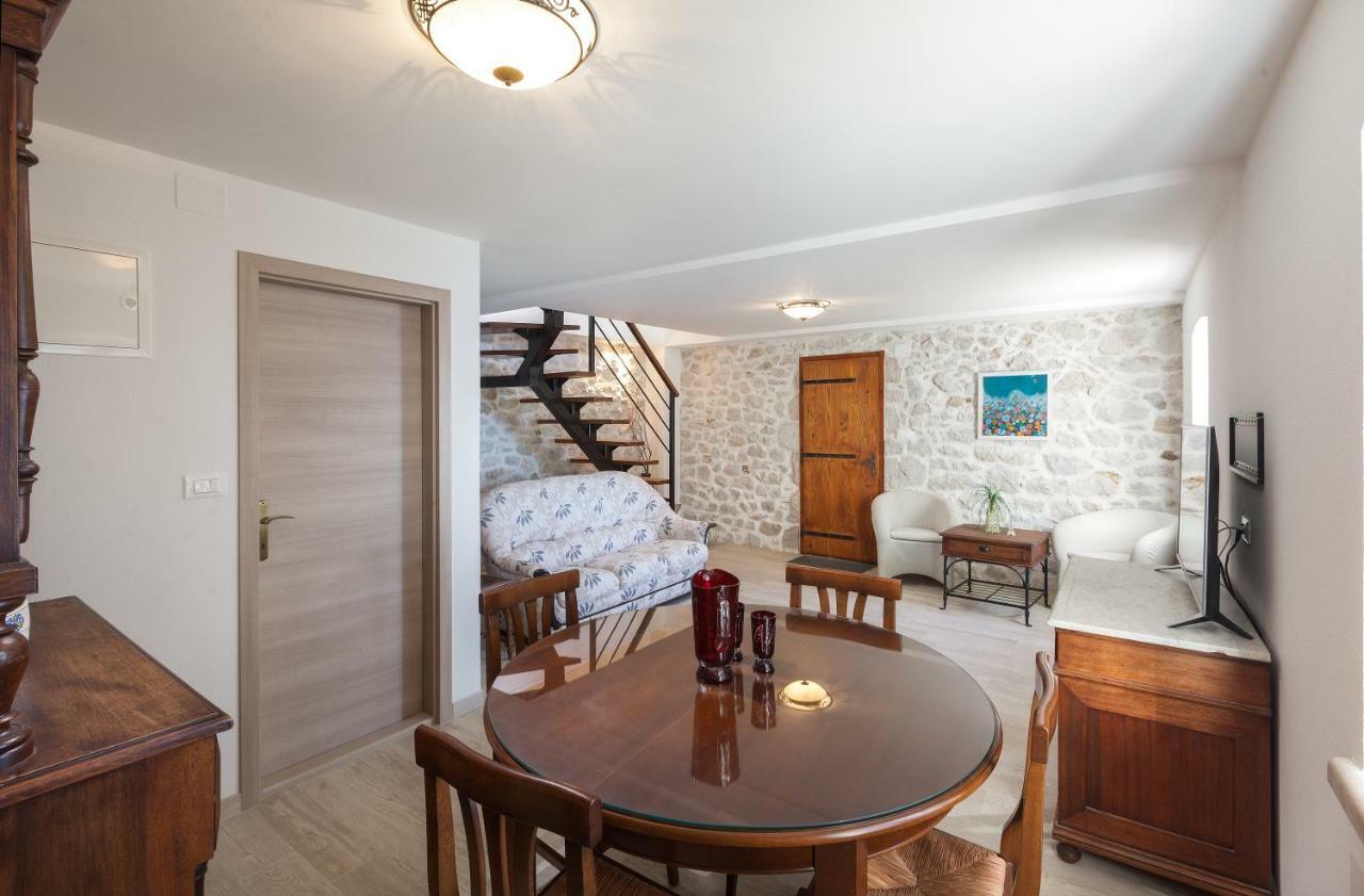 House Pasalich Villa Tucepi Bagian luar foto